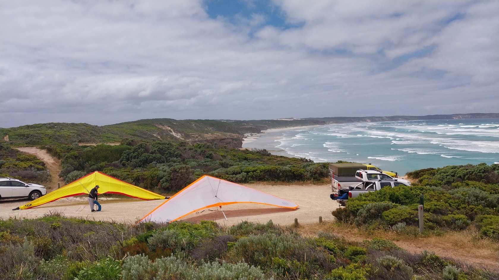 A wider view from the rear of the launch, looking east back to the car park, before the track was gravelled.